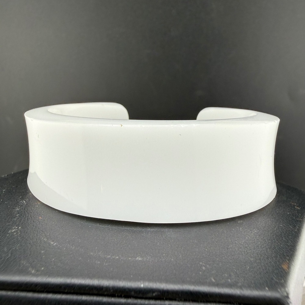 Vintage Cuff Bracelet White Wide Chunky Acrylic Resin 
Minimalist 6"